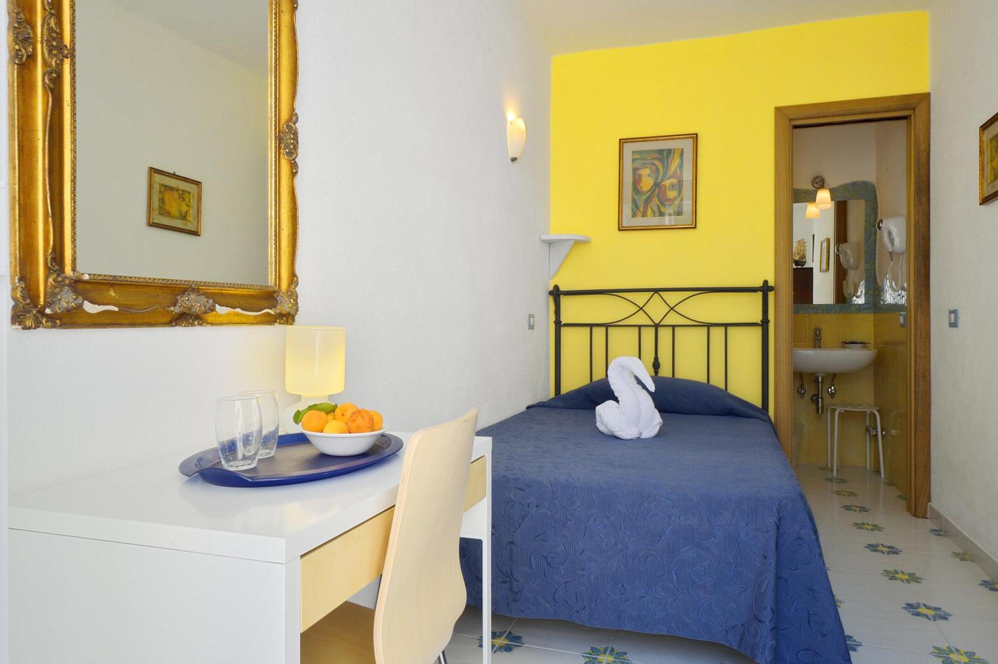 Forio di Ischia Bnb Le Isole חדר תמונה